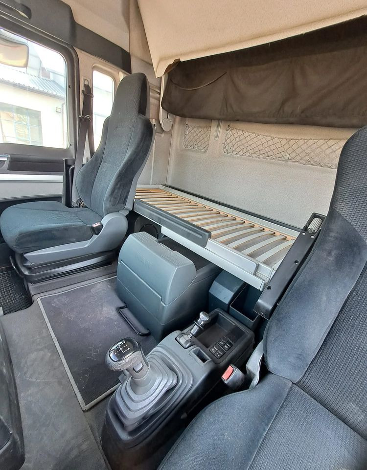 MAN TGX 26.440 Euro 5 Hakowiec - Camion ampliroll: photos 5 MAN TGX 26.440 Euro 5 Hakowiec - Camion ampliroll: photos 5