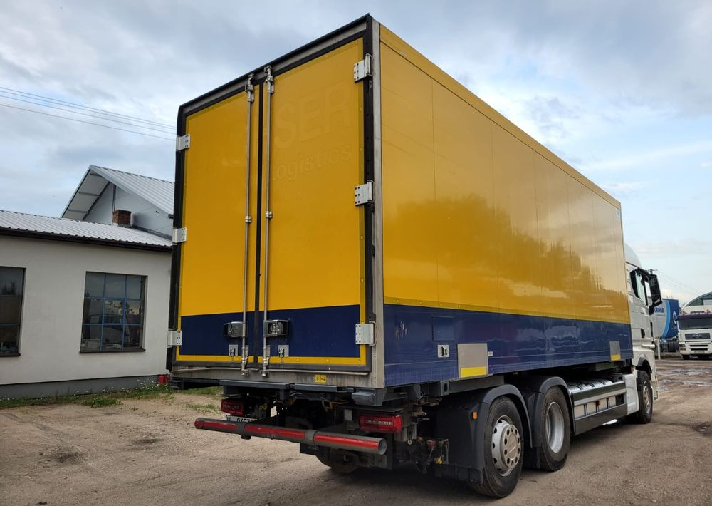 MAN TGX 26.510 oś skrętna do zabudowy kontener izoterma lub chłodnia - Camion frigorifique: photos 3 MAN TGX 26.510 oś skrętna do zabudowy kontener izoterma lub chłodnia - Camion frigorifique: photos 3