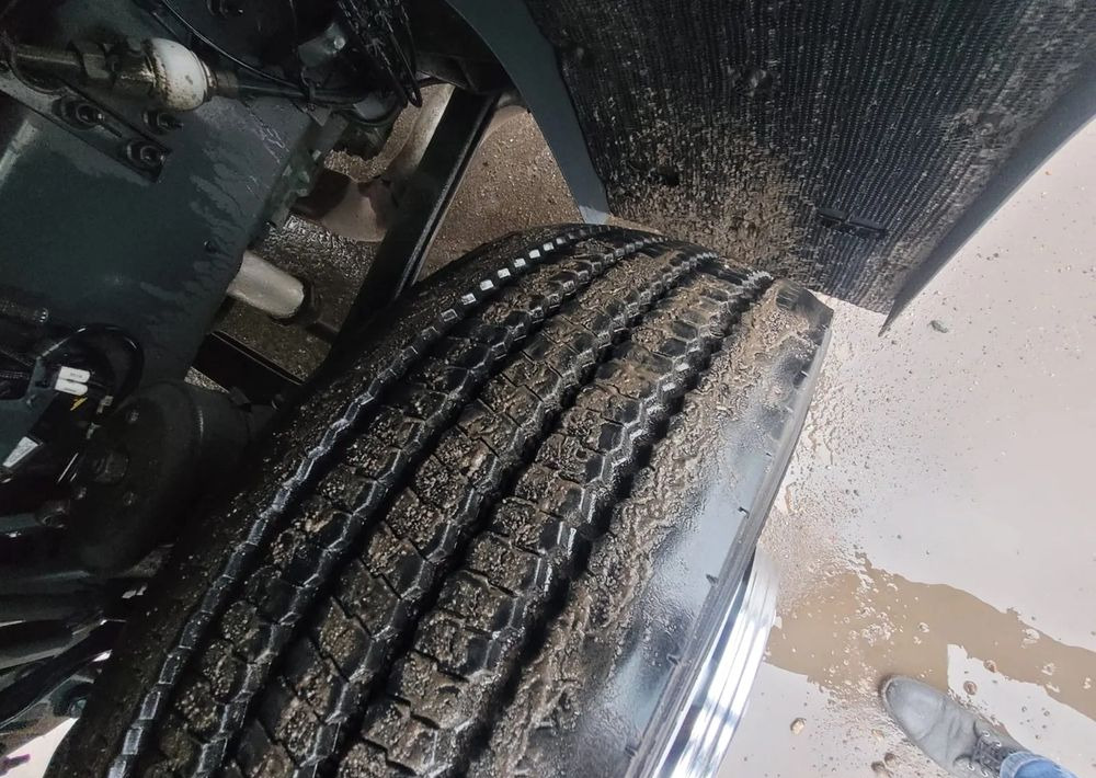 Volvo Volvo FM 450 ADR E6 ciągnik siodłowy - Tracteur routier: photos 5 Volvo Volvo FM 450 ADR E6 ciągnik siodłowy - Tracteur routier: photos 5