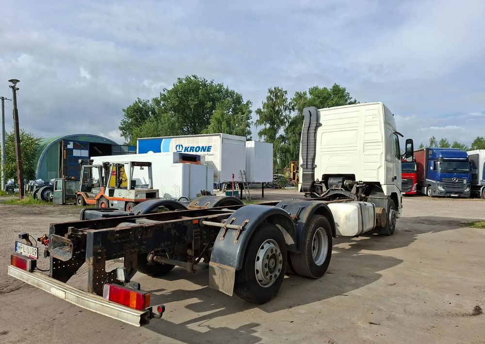 Volvo FH 420 6x2 - Châssis cabine: photos 4 Volvo FH 420 6x2 - Châssis cabine: photos 4