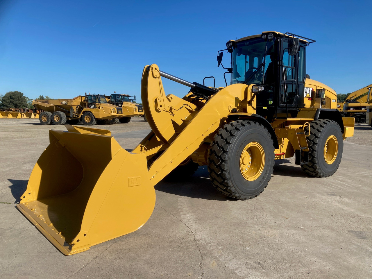 CATERPILLAR 938M - Chargeuse sur pneus: photos 3 CATERPILLAR 938M - Chargeuse sur pneus: photos 3