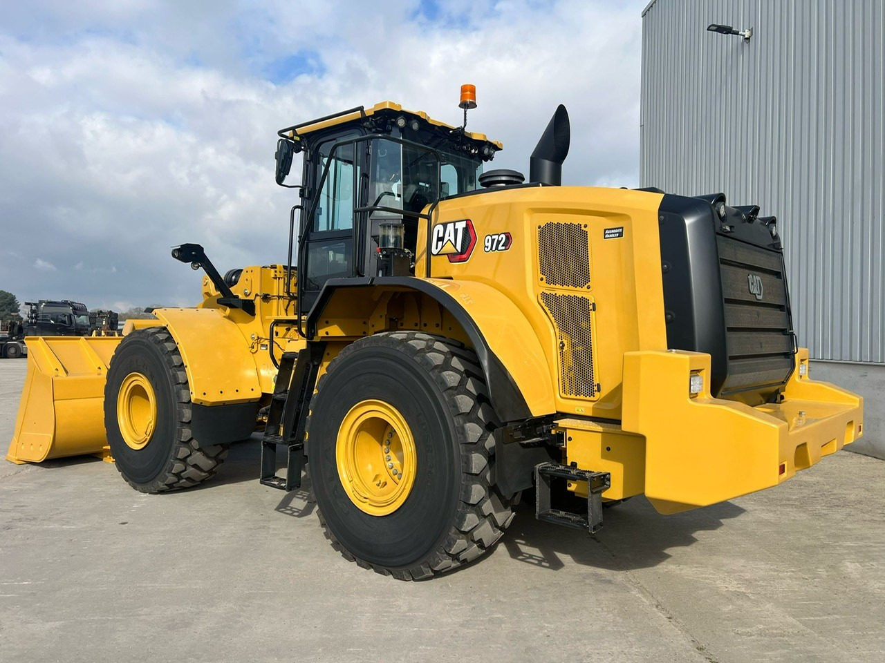Caterpillar 972 - Chargeuse sur pneus: photos 1 Caterpillar 972 - Chargeuse sur pneus: photos 1