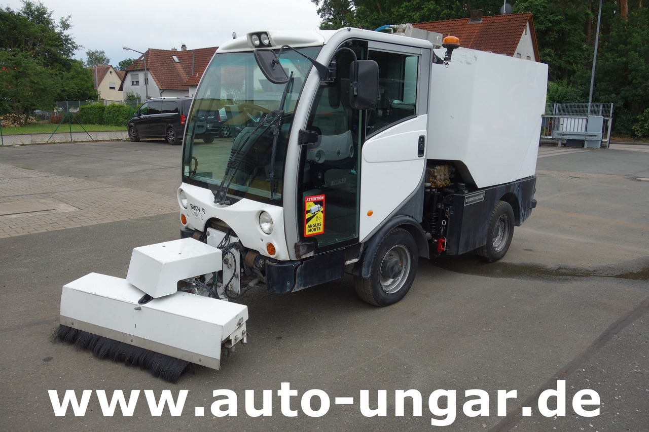 Bucher CityCat CC 2020 Bj. 2011 Schwemmfahrzeug Streetwasher Laveuse CityLav - Machine de nettoyage: photos 3 Bucher CityCat CC 2020 Bj. 2011 Schwemmfahrzeug Streetwasher Laveuse CityLav - Machine de nettoyage: photos 3