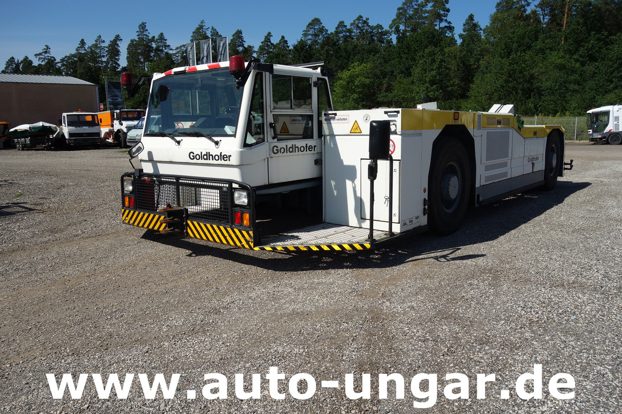 GOLDHOFER AST-1 A500 Baujahr 1999 Push-Back towbarless Pushback Liebherr used GSE - Tracteur d'avions: photos 3 GOLDHOFER AST-1 A500 Baujahr 1999 Push-Back towbarless Pushback Liebherr used GSE - Tracteur d'avions: photos 3
