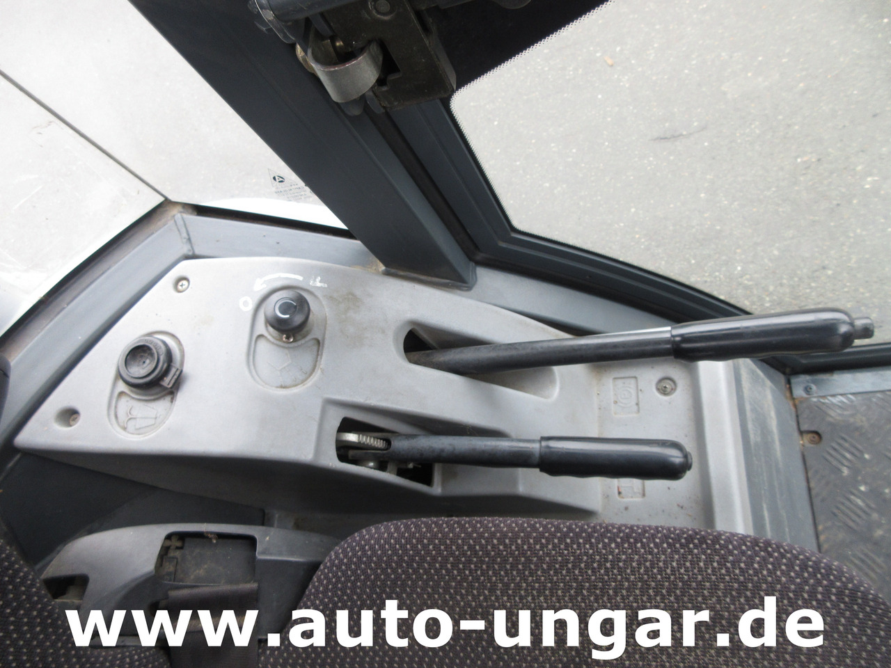 Balayeuse de voirie Hako Citymaster 4x4 CM1250 Knicklenkung Kehrmaschine streetsweper Kommunalfahrzeug: photos 13