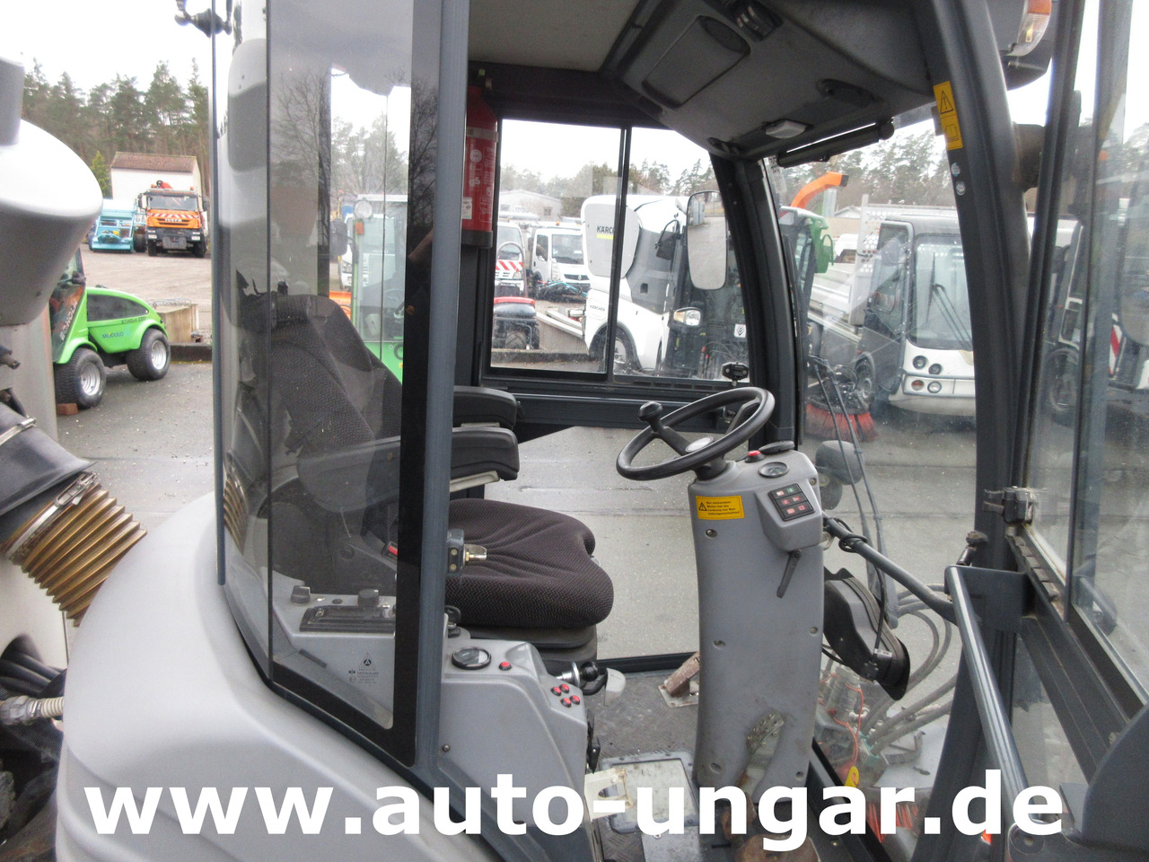 Balayeuse de voirie Hako Citymaster 4x4 CM1250 Knicklenkung Kehrmaschine streetsweper Kommunalfahrzeug: photos 10