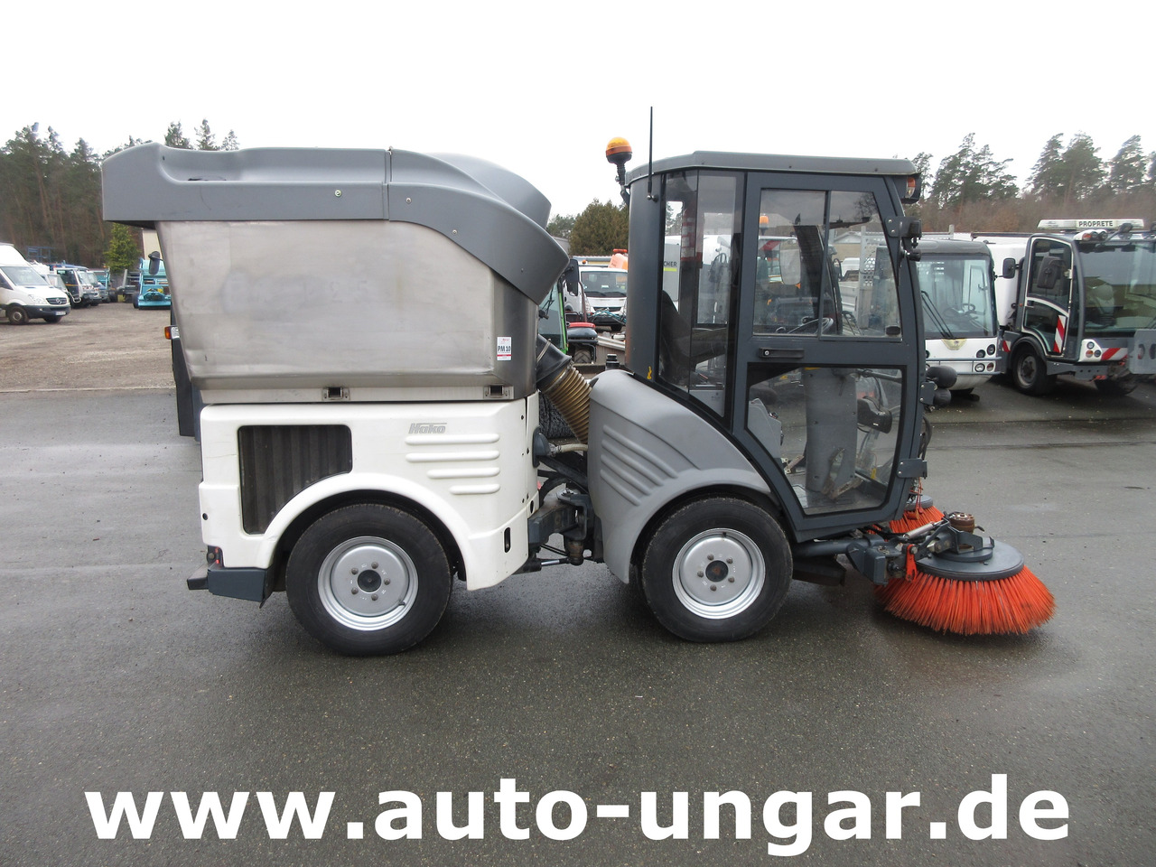 Balayeuse de voirie Hako Citymaster 4x4 CM1250 Knicklenkung Kehrmaschine streetsweper Kommunalfahrzeug: photos 8