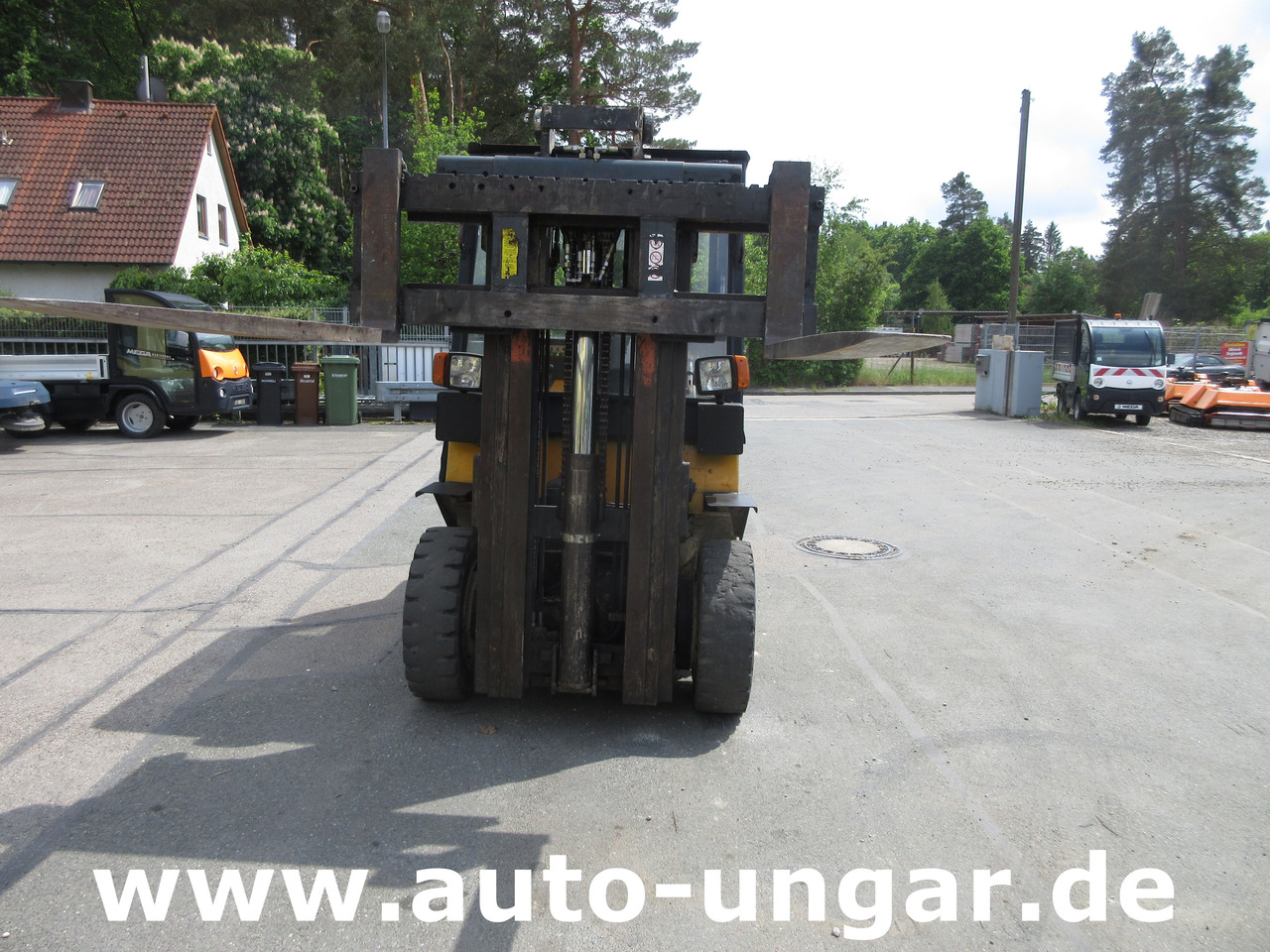 Chariot élévateur diesel JUNGHEINRICH DFG 40 Diesel Gabelstapler 4.000kg Freihub Steinbock Yale Still Boss: photos 6