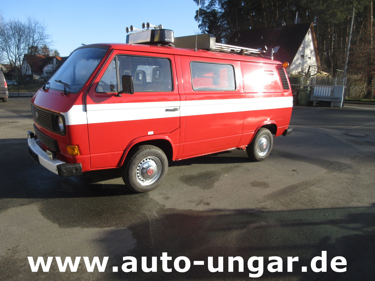 VOLKSWAGEN VW T3 Transporter Turbodiesel Feuerwehr ELF 1 aus 1985 - Camion de pompier: photos 1 VOLKSWAGEN VW T3 Transporter Turbodiesel Feuerwehr ELF 1 aus 1985 - Camion de pompier: photos 1
