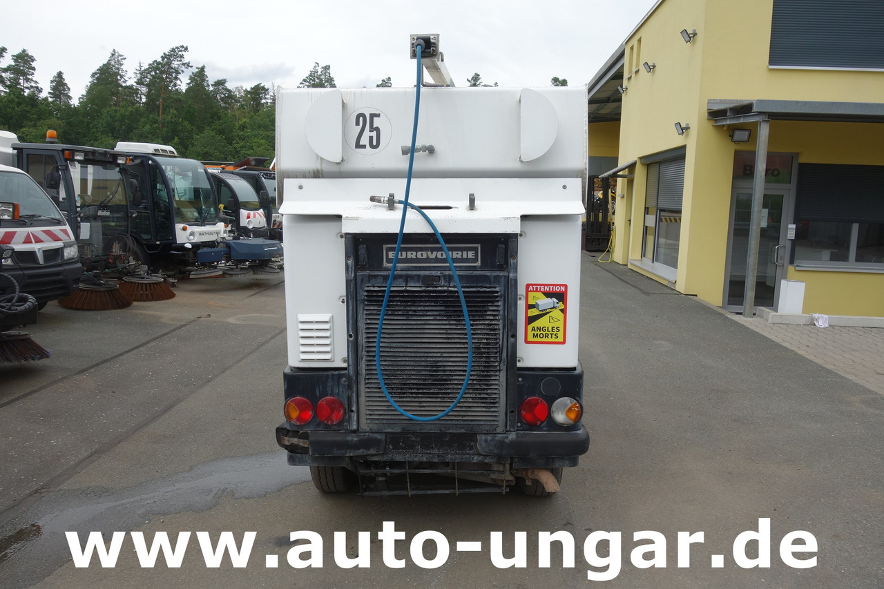 Bucher CityCat CC 2020 Bj. 2011 Schwemmfahrzeug Streetwasher Laveuse CityLav - Véhicule de voirie/ Spécial: photos 5 Bucher CityCat CC 2020 Bj. 2011 Schwemmfahrzeug Streetwasher Laveuse CityLav - Véhicule de voirie/ Spécial: photos 5