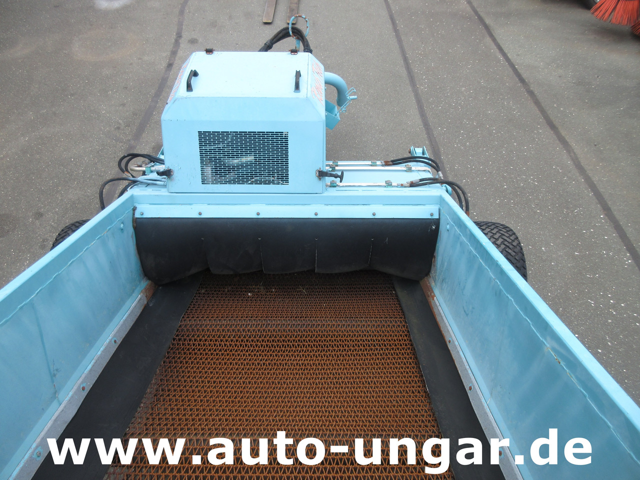 Véhicule de voirie/ Spécial Pistenbully BeachTech STR 2000 BeachCleaner Strandreiniger чистач на плажа: photos 15