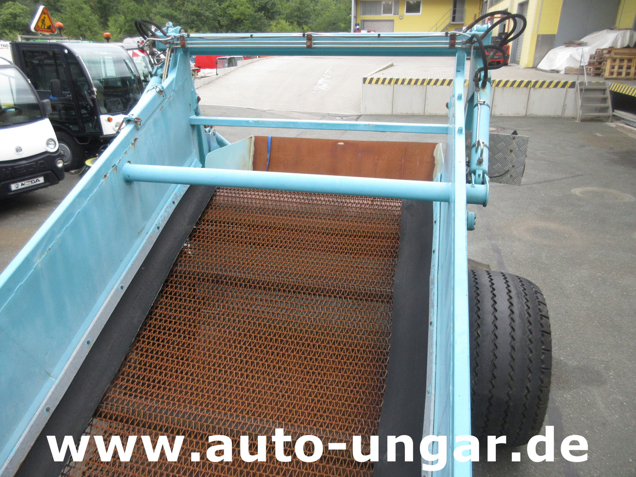 Véhicule de voirie/ Spécial Pistenbully BeachTech STR 2000 BeachCleaner Strandreiniger чистач на плажа: photos 14