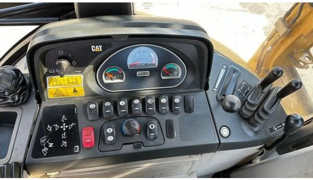 Caterpillar 432 E - Tractopelle: photos 5 Caterpillar 432 E - Tractopelle: photos 5