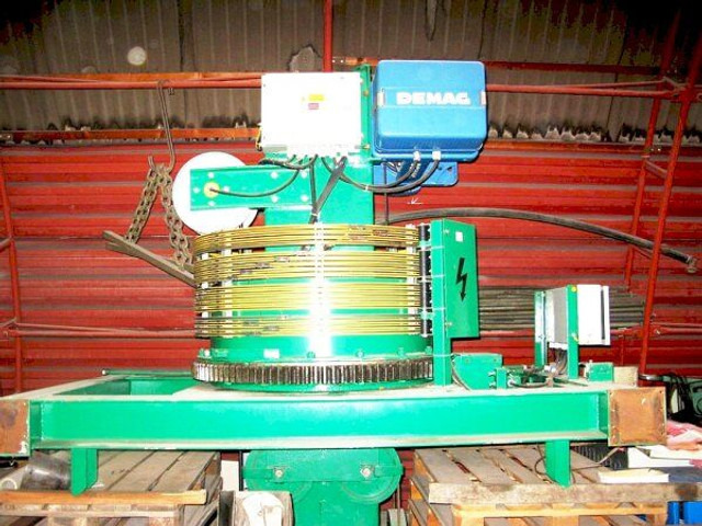 Demag +(CZ) Iteco (el. 2t/4.2m teleskop 25m - Grue: photos 3 Demag +(CZ) Iteco (el. 2t/4.2m teleskop 25m - Grue: photos 3