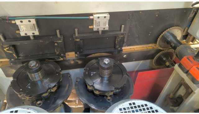 (IT) FRIULMAC - Floormat EQ - Machine à bois: photos 4 (IT) FRIULMAC - Floormat EQ - Machine à bois: photos 4