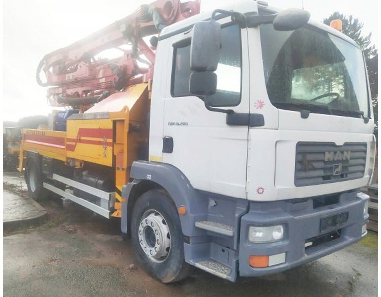 MAN TGM 18.280 BB - Camion pompe: photos 2 MAN TGM 18.280 BB - Camion pompe: photos 2