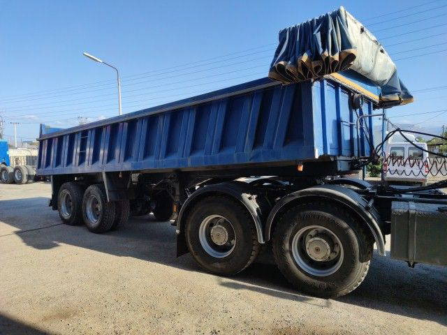 Fruehauf Tipper 2 Axles - Semi-remorque benne: photos 5 Fruehauf Tipper 2 Axles - Semi-remorque benne: photos 5
