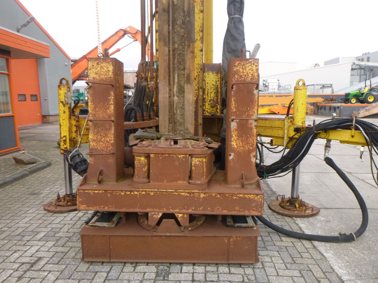 Foreuse CASAGRANDE C14 ROTATING FOUNDATION ROTARY DRILL: photos 29 Foreuse CASAGRANDE C14 ROTATING FOUNDATION ROTARY DRILL: photos 29