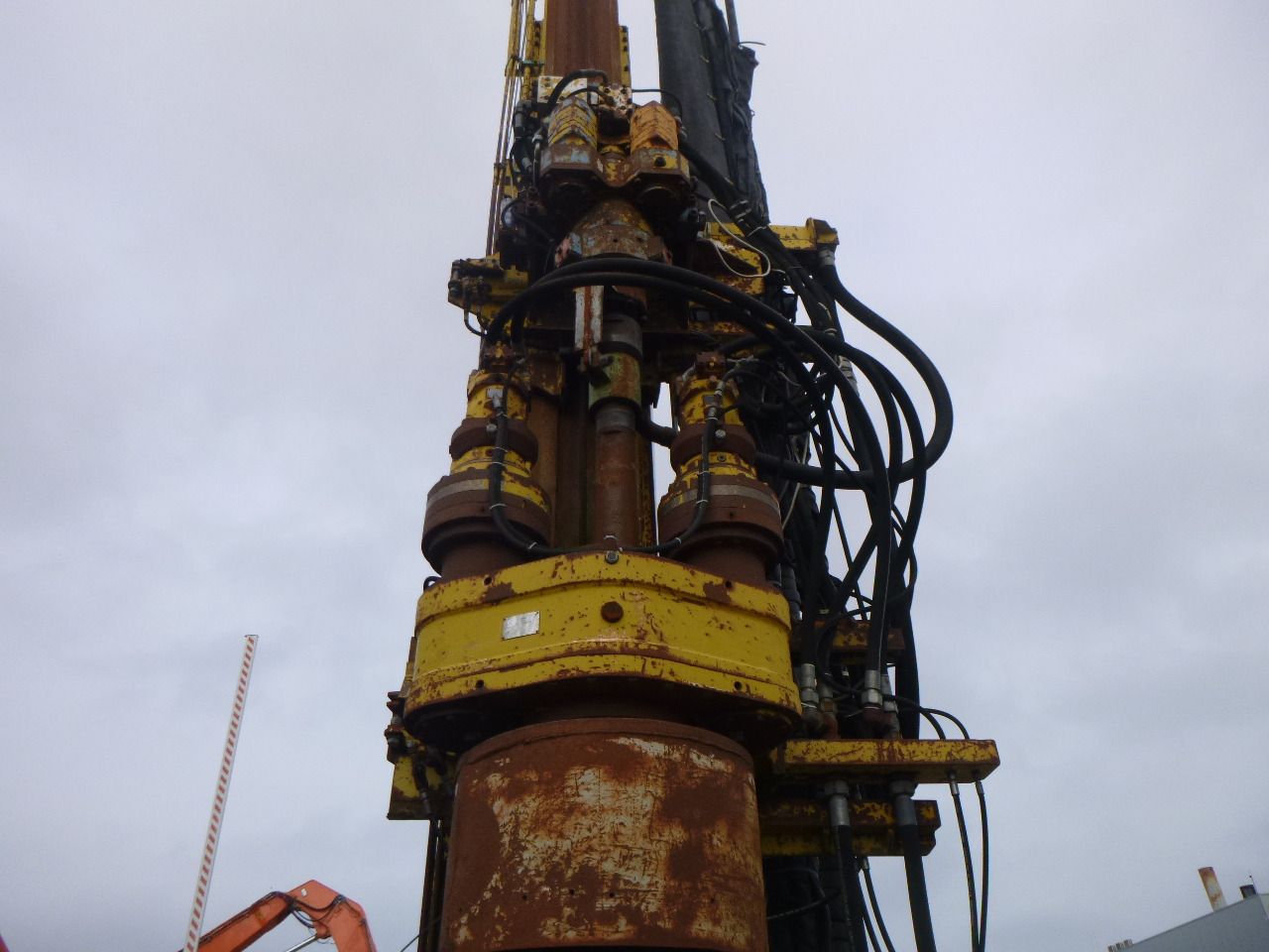 Foreuse CASAGRANDE C14 ROTATING FOUNDATION ROTARY DRILL: photos 39 Foreuse CASAGRANDE C14 ROTATING FOUNDATION ROTARY DRILL: photos 39