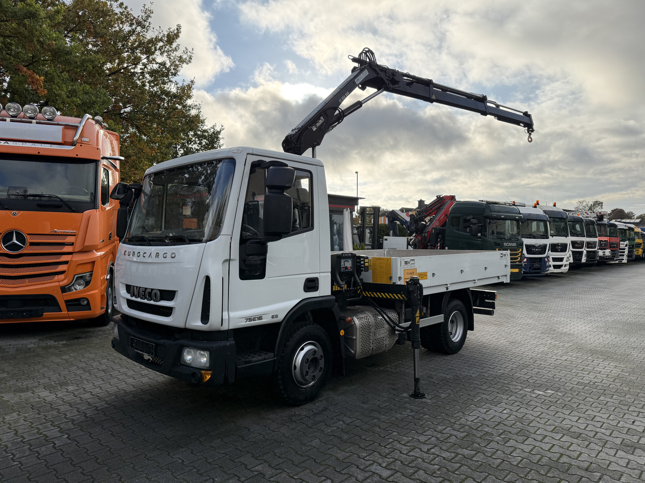 Camion plateau, Camion grue Iveco EuroCargo 75E16 Kran Hiab 055-2: photos 14