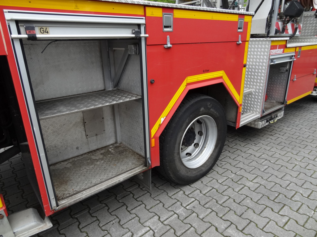 MAN L2000 18.284 Feuerwehr Bronto Skylift 27 Meter - Camion avec nacelle: photos 5 MAN L2000 18.284 Feuerwehr Bronto Skylift 27 Meter - Camion avec nacelle: photos 5
