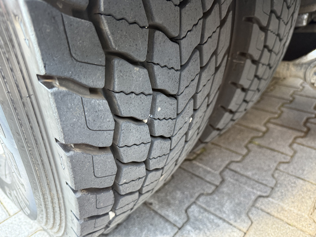 MAN TGA 26.360 6X2 Kipper Kran Palfinger 15500 - Camion benne, Camion grue: photos 3 MAN TGA 26.360 6X2 Kipper Kran Palfinger 15500 - Camion benne, Camion grue: photos 3