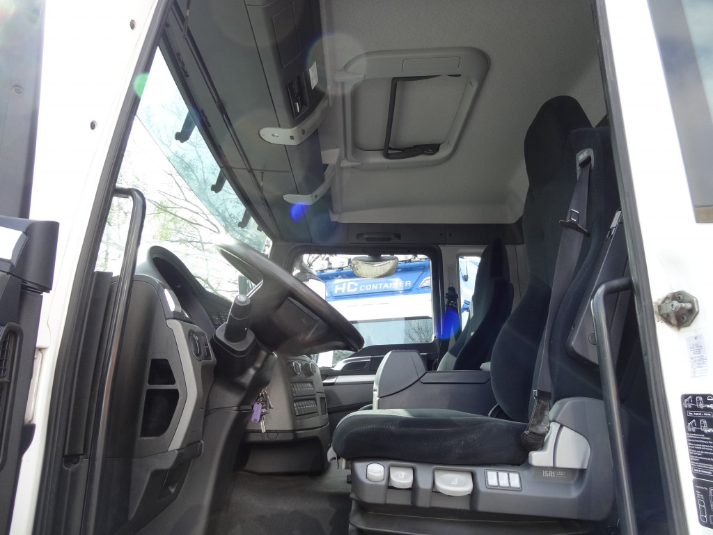 MAN TGS 26.440 6X2 HMF 2620 K5 - Camion grue, Camion plateau: photos 2 MAN TGS 26.440 6X2 HMF 2620 K5 - Camion grue, Camion plateau: photos 2