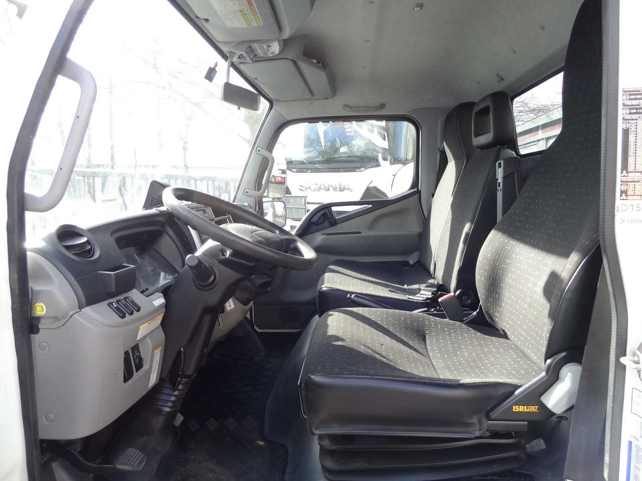Mitsubishi Fuso 7C18 Meiller - Camion benne: photos 4 Mitsubishi Fuso 7C18 Meiller - Camion benne: photos 4