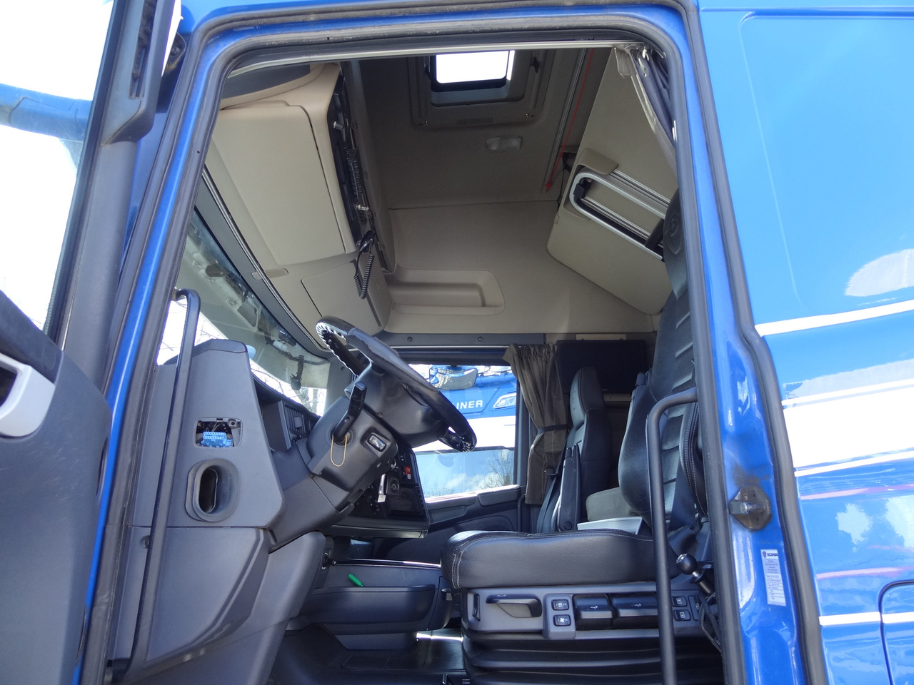 Scania R580 V8 6X2 Topline - Tracteur routier: photos 2 Scania R580 V8 6X2 Topline - Tracteur routier: photos 2