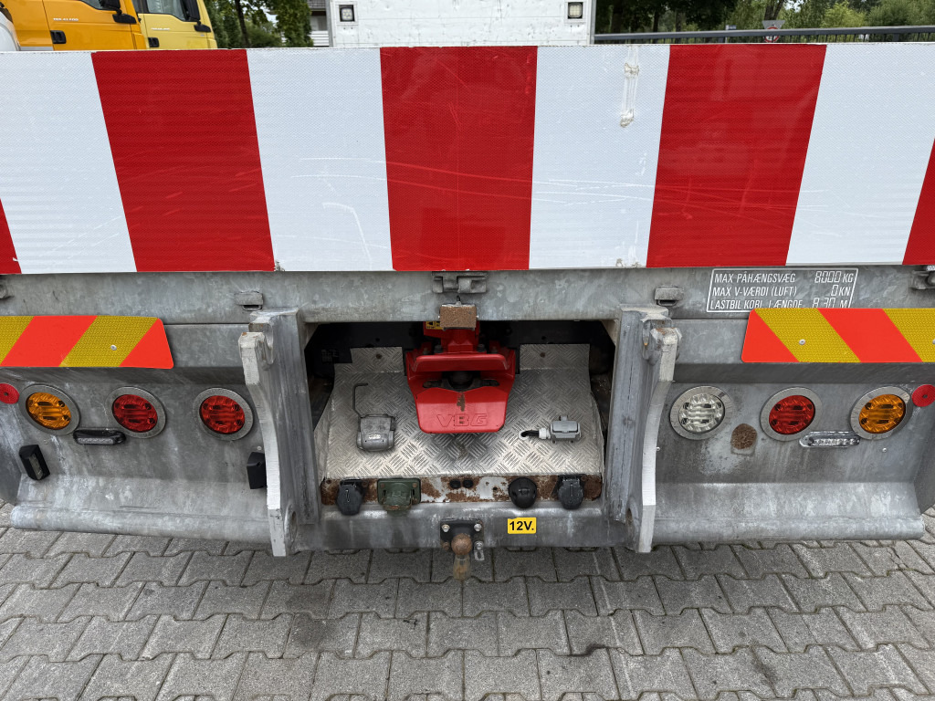 Volvo FL250.16 HMF 875 K3 - Camion grue: photos 2 Volvo FL250.16 HMF 875 K3 - Camion grue: photos 2