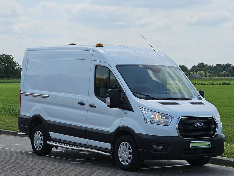 Ford Transit 2.0 TDCI 170 AUT. L2H2 - Fourgon utilitaire: photos 5 Ford Transit 2.0 TDCI 170 AUT. L2H2 - Fourgon utilitaire: photos 5