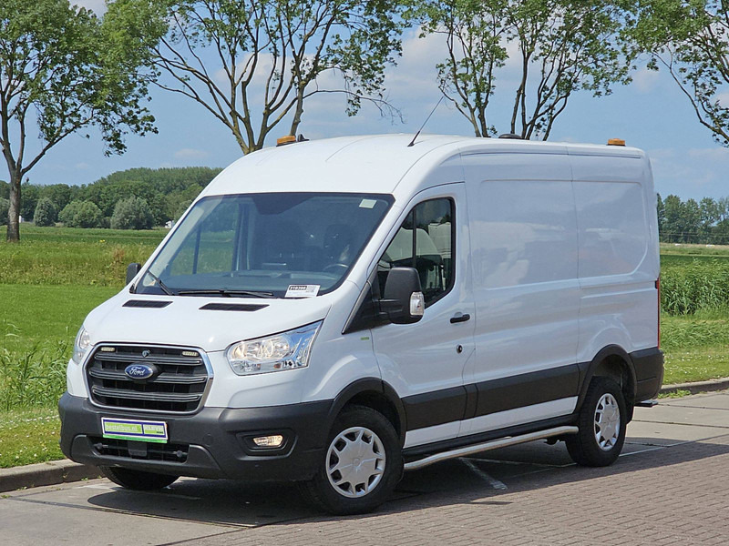 Ford Transit 2.0 TDCI 170 AUT. L2H2 - Fourgon utilitaire: photos 2 Ford Transit 2.0 TDCI 170 AUT. L2H2 - Fourgon utilitaire: photos 2