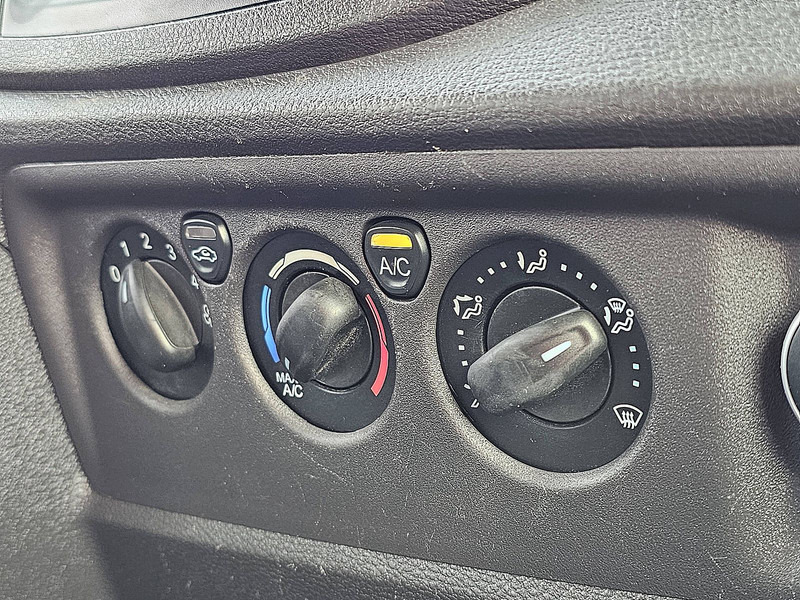 Fourgon utilitaire Ford Transit 350 ac dub cabine EURO6: photos 10 Fourgon utilitaire Ford Transit 350 ac dub cabine EURO6: photos 10