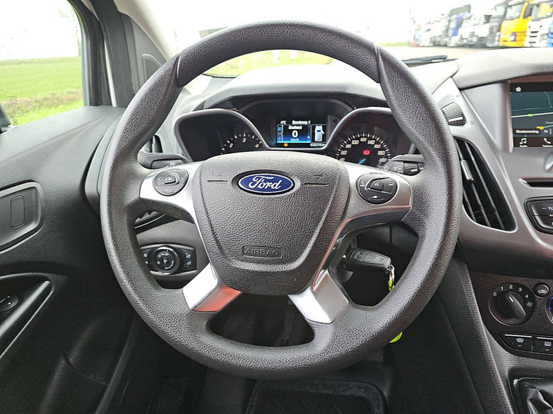 Photo d'intérieur 2: Fourgon grand volume Ford Transit Connect  L1 Navi 3-Zits Euro6