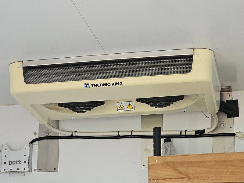 Utilitaire frigorifique Iveco Daily 35C13 Koelwagen FRIGO D/N!: photos 17 Utilitaire frigorifique Iveco Daily 35C13 Koelwagen FRIGO D/N!: photos 17