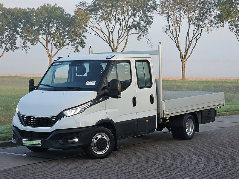 Iveco Daily 35C18 DUB.CAB 3.0Ltr 180Pk - Utilitaire plateau: photos 2 Iveco Daily 35C18 DUB.CAB 3.0Ltr 180Pk - Utilitaire plateau: photos 2