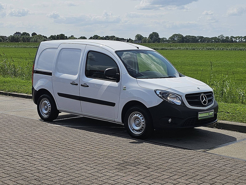 Mercedes-Benz Citan 109 CDI LONG Airco Euro6! - Fourgon grand volume: photos 5 Mercedes-Benz Citan 109 CDI LONG Airco Euro6! - Fourgon grand volume: photos 5