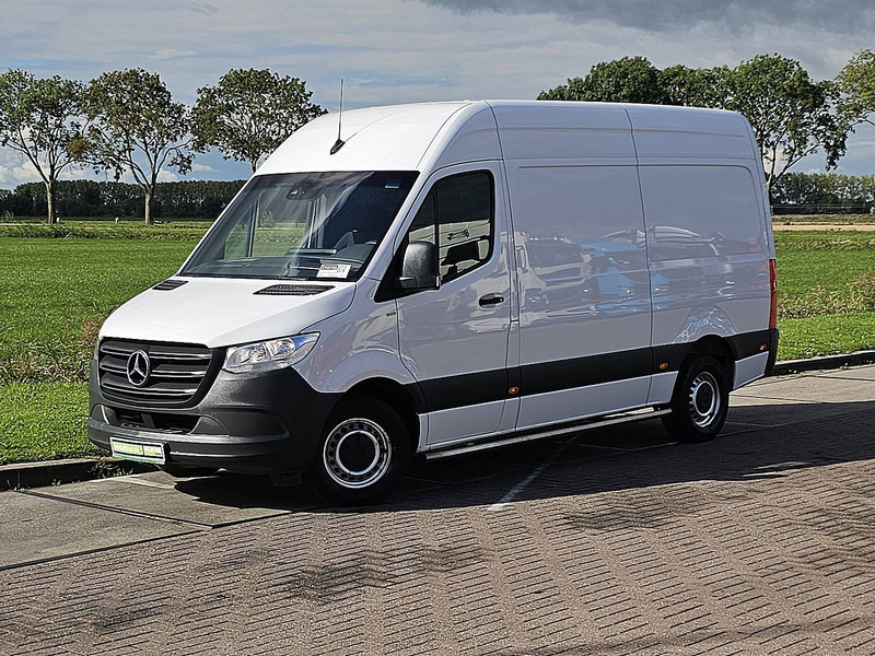 Mercedes-Benz Sprinter 311 L2H2 Wp-Inrichting ! - Fourgon utilitaire: photos 2 Mercedes-Benz Sprinter 311 L2H2 Wp-Inrichting ! - Fourgon utilitaire: photos 2
