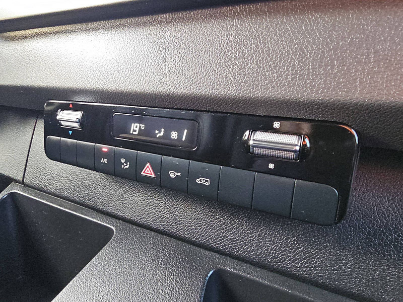 Fourgon utilitaire Mercedes-Benz Sprinter 315 L3H2 Mbux + Navi AC!: photos 10