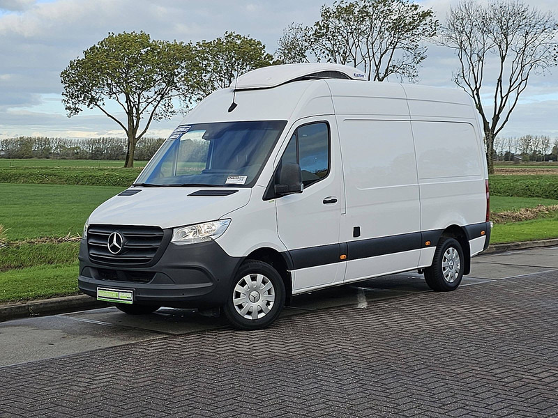Mercedes-Benz Sprinter 316 L2H2 Koelwagen Mbux - Utilitaire frigorifique: photos 2 Mercedes-Benz Sprinter 316 L2H2 Koelwagen Mbux - Utilitaire frigorifique: photos 2