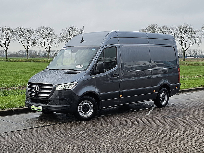 Mercedes-Benz Sprinter 316 L2H2 LED Mbux 10 - Fourgonnette: photos 2 Mercedes-Benz Sprinter 316 L2H2 LED Mbux 10 - Fourgonnette: photos 2