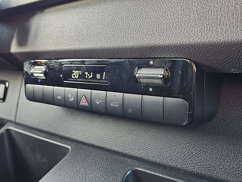 Fourgon grand volume Mercedes-Benz Sprinter 317: photos 10 Fourgon grand volume Mercedes-Benz Sprinter 317: photos 10