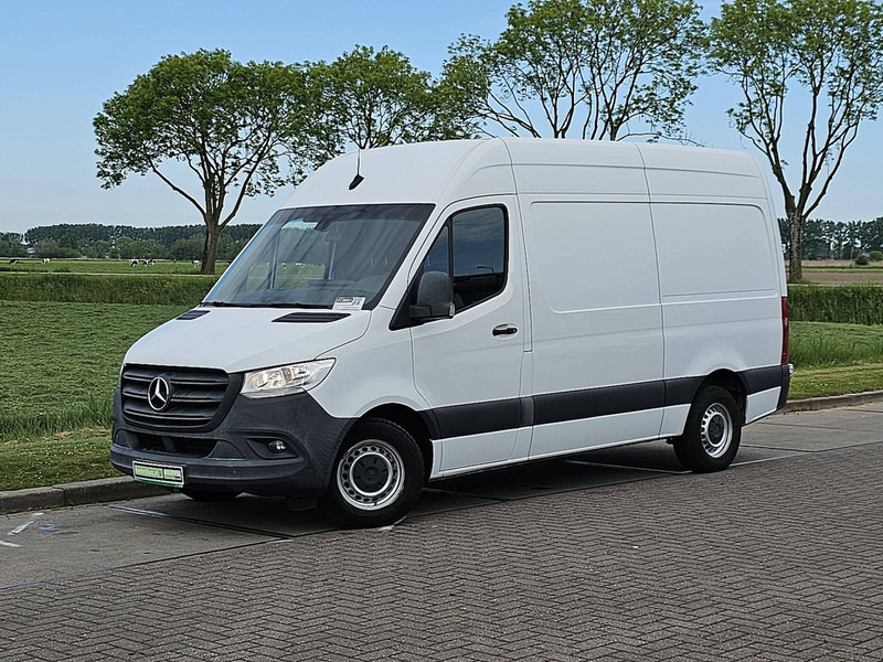 Mercedes-Benz Sprinter 319 3.0 V6 3.5T-Trekhaak - Fourgon utilitaire: photos 2 Mercedes-Benz Sprinter 319 3.0 V6 3.5T-Trekhaak - Fourgon utilitaire: photos 2
