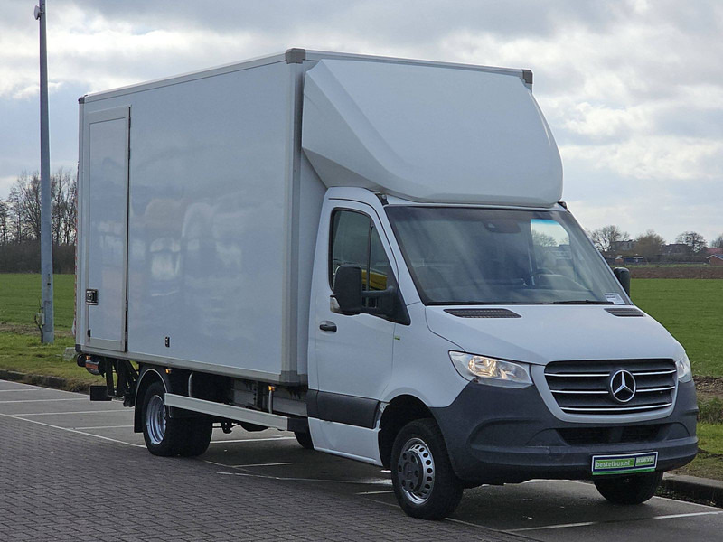 Mercedes-Benz Sprinter 516 AC LAADKLEP EURO6 - Fourgon grand volume: photos 5 Mercedes-Benz Sprinter 516 AC LAADKLEP EURO6 - Fourgon grand volume: photos 5