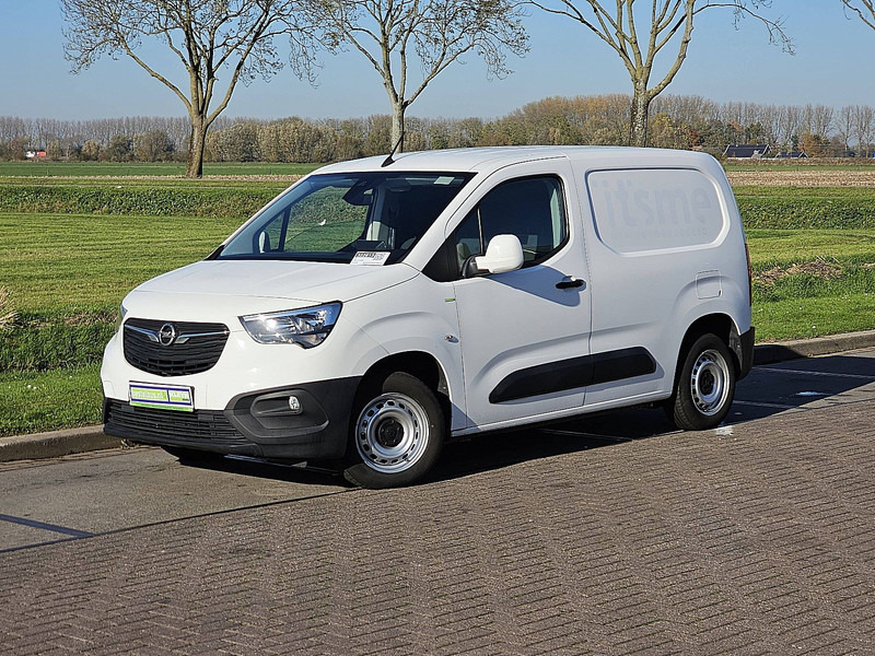 Opel Combo 1.6 D - Fourgon grand volume: photos 2 Opel Combo 1.6 D - Fourgon grand volume: photos 2