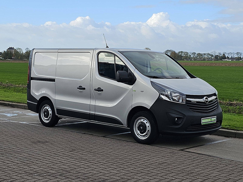 Opel Vivaro 1.6 L1H1 Navi Euro6 AC! - Fourgonnette: photos 5 Opel Vivaro 1.6 L1H1 Navi Euro6 AC! - Fourgonnette: photos 5