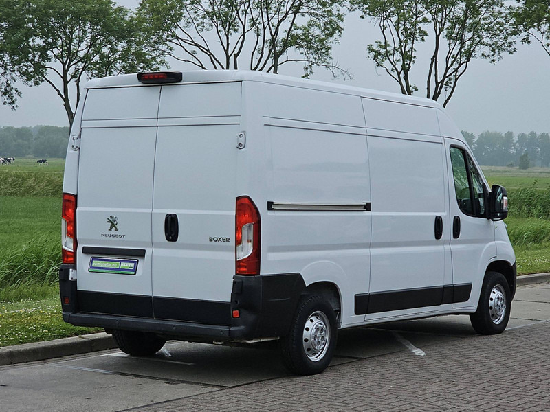 Peugeot Boxer 2.2 L2H2 Navi Euro6 AC! - Fourgon utilitaire: photos 3 Peugeot Boxer 2.2 L2H2 Navi Euro6 AC! - Fourgon utilitaire: photos 3