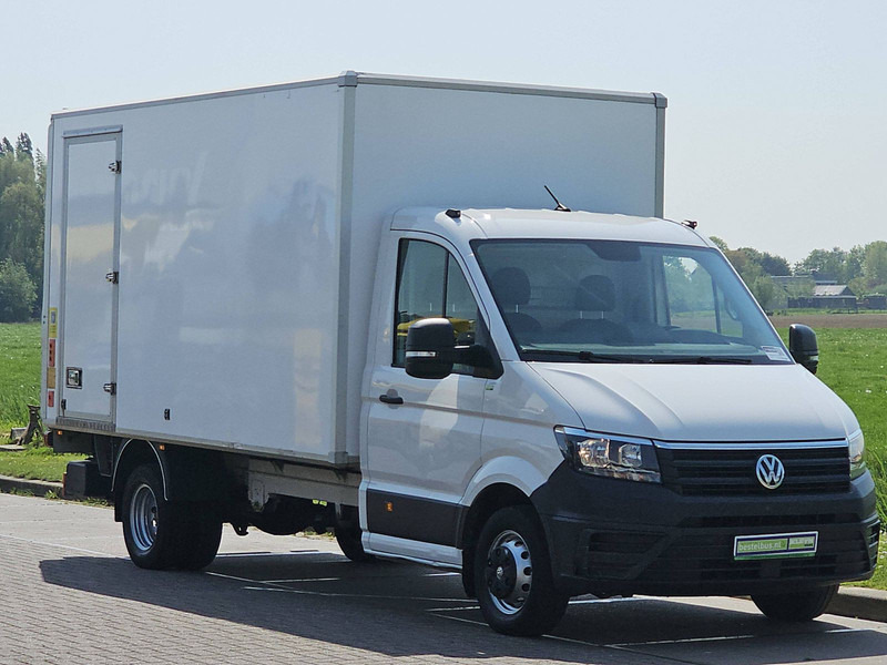 Volkswagen Crafter 50 AC NAVI EURO6! - Fourgon grand volume: photos 5 Volkswagen Crafter 50 AC NAVI EURO6! - Fourgon grand volume: photos 5