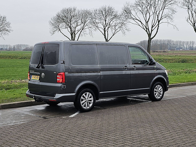 Volkswagen Transporter 2.0 TDI - Fourgonnette: photos 3 Volkswagen Transporter 2.0 TDI - Fourgonnette: photos 3