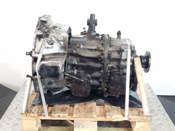 Eaton FS0/5206B V Y05192 Iveco Spec Gearbox - Boîte de vitesse: photos 4 Eaton FS0/5206B V Y05192 Iveco Spec Gearbox - Boîte de vitesse: photos 4